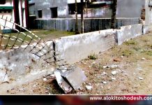 দিনাজপুরে পল্লী দারিদ্র বিমোচন ফাউন্ডেশন অফিসের প্রাচীর ভেঙে লোহার গ্রীল চুরি