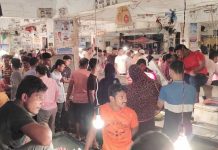 ইলিশ ধরায় নিষেধাজ্ঞা, মাছ বাজারে উপচে পড়া ভিড়