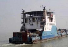 দৌলতদিয়া-পাটুরিয়ায় ফেরি চলাচল শুরু