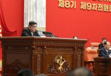 যুদ্ধের জন্য সামরিক বাহিনীকে প্রস্তুতি বাড়াতে বললেন কিম