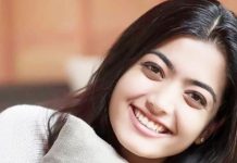 প্রকাশ্যে প্রেম নিবেদন রাশমিকার