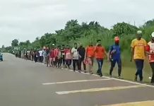 মালয়েশিয়ায় দল বেঁধে হাঁটতে থাকায় ১৭১ বাংলাদেশি আটক