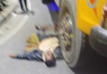 সাভারে ইট বোঝাই ট্রাকের চাপায় পথচারীর মৃত্যু।