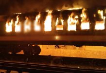 রাজধানীতে ট্রেনে আগুন, নিহত বেড়ে ৪