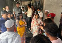 মাধবদীতে পুড়ে যাওয়া মার্কেট পরিদর্শন করলেন মহিলা সংরক্ষিত আসনে এমপি রোজী