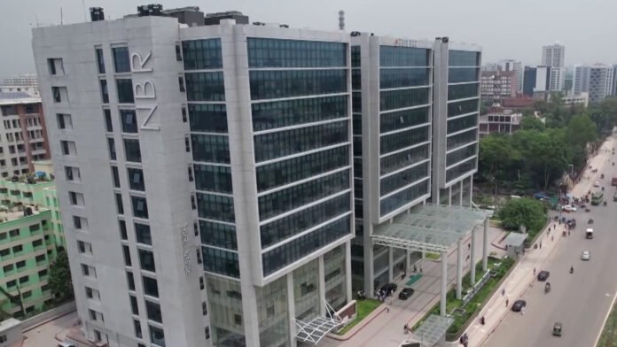 5b0949213127d69c86efafe3b3695c60e0b645370b68dd3f