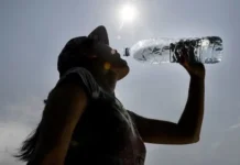 পর্যাপ্ত পানি পান: সুস্থ জীবনের অপরিহার্য অভ্যাস