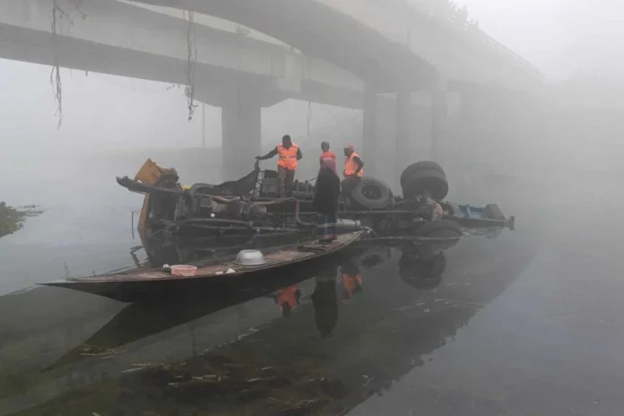 1767495688-794cdb9c73f8c687c66ee249c67e263a