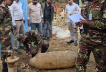 দেড় দশক ধরে চলছিল বোমার ওপর দাঁড়িয়ে কাপড় ধোয়া