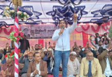 ‘দুধ-কলায় পোষা সাপ’ মন্তব্যে উত্তাপ ছড়াল শিবগঞ্জের জনসভায়