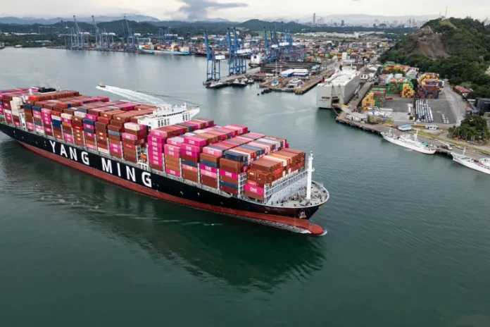 AFP__20251007__77ZF3ZA__v1__HighRes__PanamaEconomyTransportCanalPort-1770182042