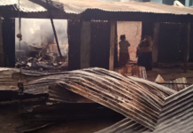 রাইখালী মাঝিপাড়ায় আগুনে পুড়লো ৩টি দোকান