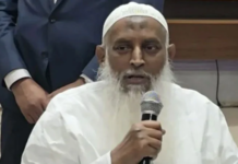 ‘মাতা-পিতার মতো হজযাত্রীদের খেদমত করুন’: গাইডদের প্রতি ধর্মমন্ত্রী