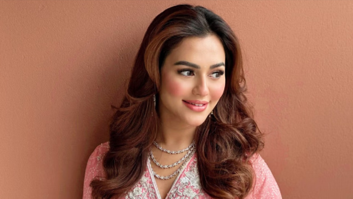 nusrat-faria-6996f6f829834