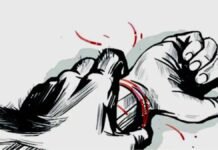 হাতিয়ায় শাপলা কলিতে ভোট দেওয়ায় তিন সন্তানের মা’কে ধর্ষণের অভিযোগ